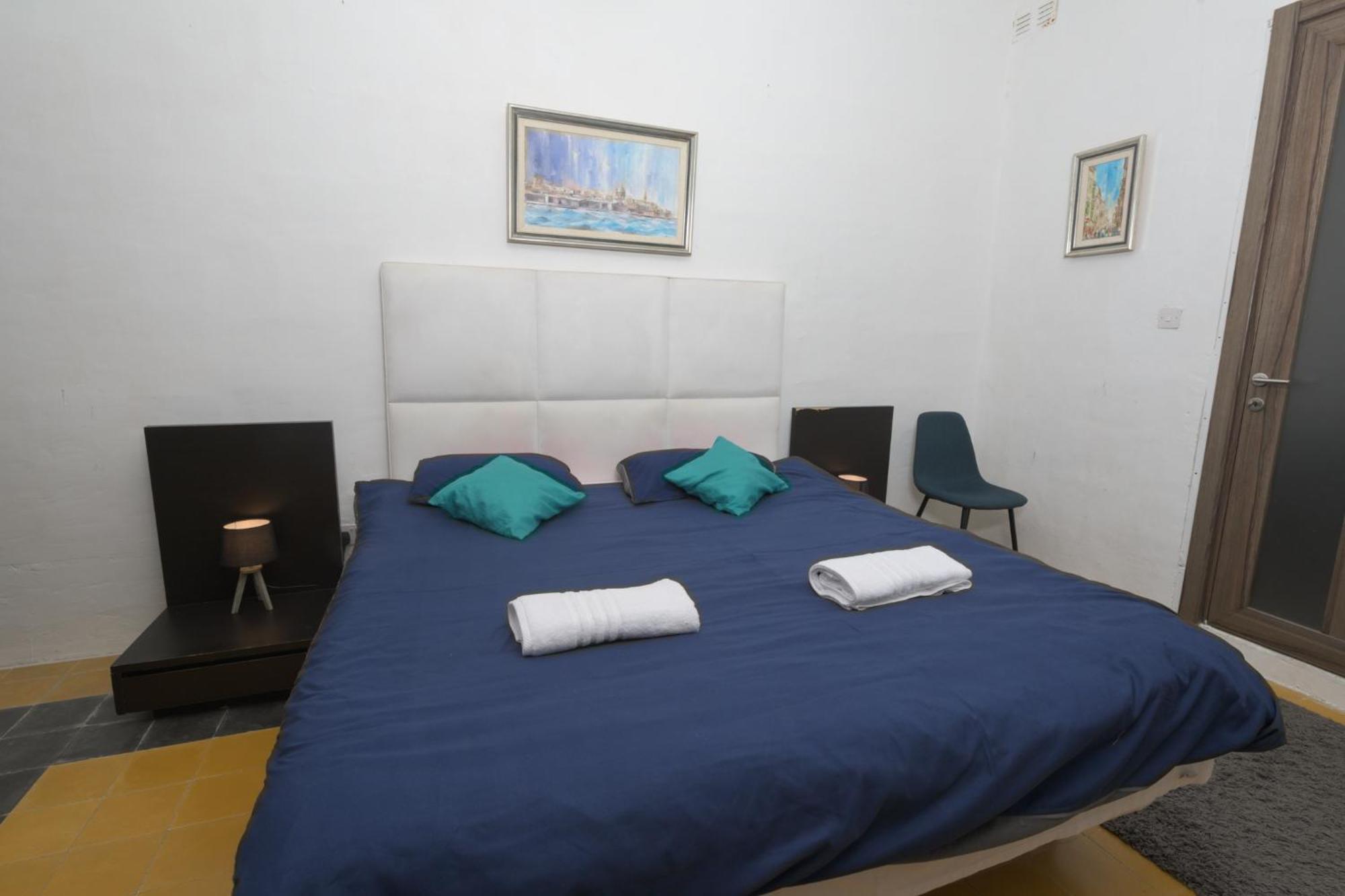 Stylish Valletta 2 Bedrooom City Centre Apartment With Terrace Exterior foto
